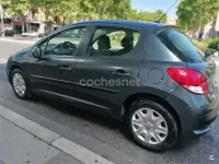 Usado Peugeot 207 75 CV (55 kW) 2010 Gris / plata Berlina