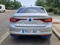 Usado Renault Talisman Zen 130 CV (95 kW) 2016 Gris / plata Berlina
