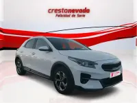 Usado Kia XCeed 120 HP (88 kW) 2022 Branco SUV