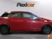 Usado Hyundai i20 84 CV (61 kW) 2018 Rojo