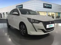 Usado Peugeot 208 Allure 100 CV (73 kW) 2023 Blanco Utilitario