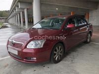 Usado Toyota Avensis Sol 129 CV (94 kW) 2007 Granate Berlina