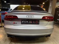 Usado Audi S8 plus 605 CV (444 kW) 2016 Gris / plata Berlina