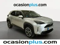 Usado Toyota Yaris Hybrid Style 116 CV (85 kW) 2023 Gris Pickup/Camioneta