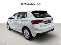 Usado Skoda Fabia Active 80 CV (58 kW) 2022 Blanco Utilitario