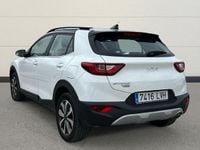 Usado Kia Stonic 120 CV (88 kW) 2021 Blanco SUV