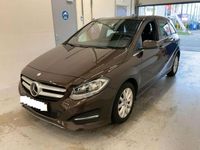 Usado Mercedes B200 136 CV (100 kW) 2016 Marrón Monovolumen