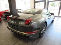 Usado Ferrari California 560 CV (411 kW) 2017 Gris Descapotable