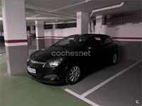 Usado Opel Astra GTC Enjoy 90 CV (66 kW) 2006 Negro Berlina
