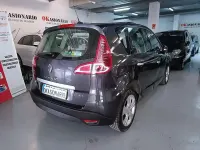 Usado Renault Scénic III Dynamique 110 CV (80 kW) 2011 Gris Monovolumen