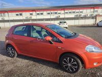 Usado Fiat Grande Punto Active 77 CV (56 kW) 2006 Naranja Utilitario