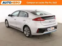 Usado Hyundai Ioniq 141 CV (103 kW) 2017 Gris Utilitario