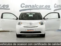 Usado Toyota iQ 68 CV (50 kW) 2009 Blanco Utilitario