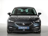 Usado Seat Leon Style 110 CV (80 kW) 2020 Gris / plata Berlina