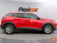 Usado Peugeot 2008 Active 130 CV (95 kW) 2023 Rojo SUV