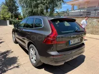 Usado Volvo XC60 Plus 197 CV (144 kW) 2022 Gris / plata SUV