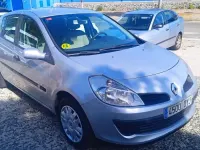 Usado Renault Clio Dynamique 86 CV (63 kW) 2006 Gris Utilitario