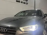 Usado Audi A3 Attraction 150 CV (110 kW) 2014 Gris / plata Berlina