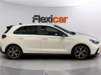 Usado Hyundai i30 250 CV (183 kW) 2022 Blanco Berlina