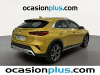 Usado Kia XCeed 160 CV (117 kW) 2021 Amarillo SUV