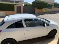 Brugt Opel Corsa Essentia 75 HK (55 kW) 2010 Hvid Hatchback