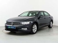 Usado VW Passat 150 CV (110 kW) 2021 Negro Berlina