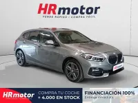 Usado BMW 118 Comfort Edition 136 CV (100 kW) 2022 Gris / plata Utilitario