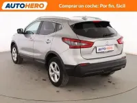 Usado Nissan Qashqai Acenta 140 CV (102 kW) 2019 Gris SUV