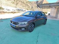 Usado Fiat Tipo Lounge 95 CV (69 kW) 2016 Marrón Berlina
