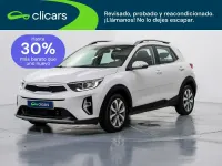 Usado Kia Stonic 100 CV (73 kW) 2022 Blanco SUV