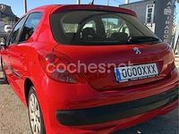 Usado Peugeot 207 90 CV (66 kW) 2007 Rojo Berlina