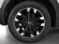 Usado VW T-Cross 95 CV (69 kW) 2022 Blanco puro SUV