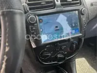 Usado Peugeot 206 75 CV (55 kW) 2001 Azul Berlina