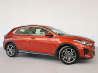 Usado Kia XCeed 141 CV (103 kW) 2021 Naranja SUV