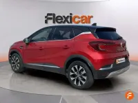Usado Renault Captur Techno 140 HP (102 kW) 2023 Vermelho SUV