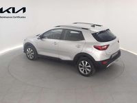 Usado Kia Stonic 101 CV (74 kW) 2024 Gris SUV