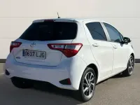 Usado Toyota Yaris 111 CV (81 kW) 2020 Blanco Berlina