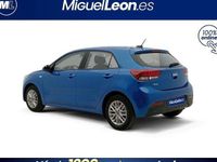 Usado Kia Rio 84 CV (61 kW) 2023 Azul Utilitario