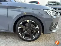 Usado Cupra Leon 190 CV (139 kW) 2024 Gris