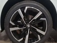 Usado Skoda Kamiq Monte Carlo 116 CV (85 kW) 2025 Blanco SUV
