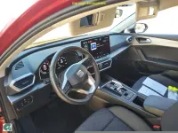 Usado Seat Leon FR 150 CV (110 kW) 2025 Granate