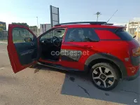Usado Citroën C4 Shine Edition 100 CV (73 kW) 2016 Rojo Berlina