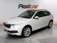Usado Skoda Kamiq Sport 150 CV (110 kW) 2021 Blanco SUV