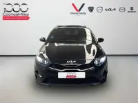 Usado Kia Ceed Style 100 CV (73 kW) 2025 Negro Utilitario