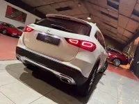 Usado Mercedes GLA200 150 CV (110 kW) 2022 Blanco SUV