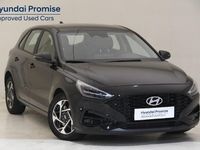 Usado Hyundai i30 100 CV (73 kW) 2024 Negro