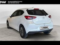 Usado Mazda 2 90 HP (66 kW) 2022 Branco Sedan