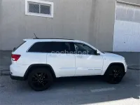 Usado Jeep Cherokee Overland 241 CV (177 kW) 2013 Blanco SUV