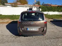 Usado Renault Scenic E-Tech Dynamique 130 CV (95 kW) 2010 Marrón Monovolumen