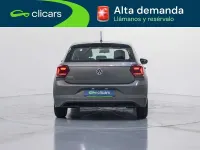 Usado VW Polo Advance 95 CV (69 kW) 2020 Gris Utilitario